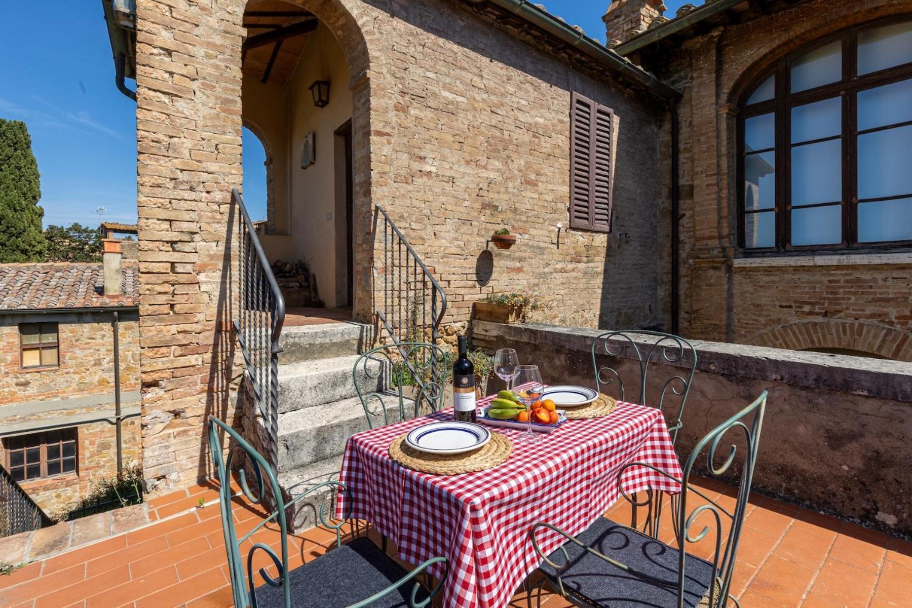 Palazzo Costanti - A 8 Minuti Dalle Terme Apartment San Quirico dʼOrcia Exterior foto