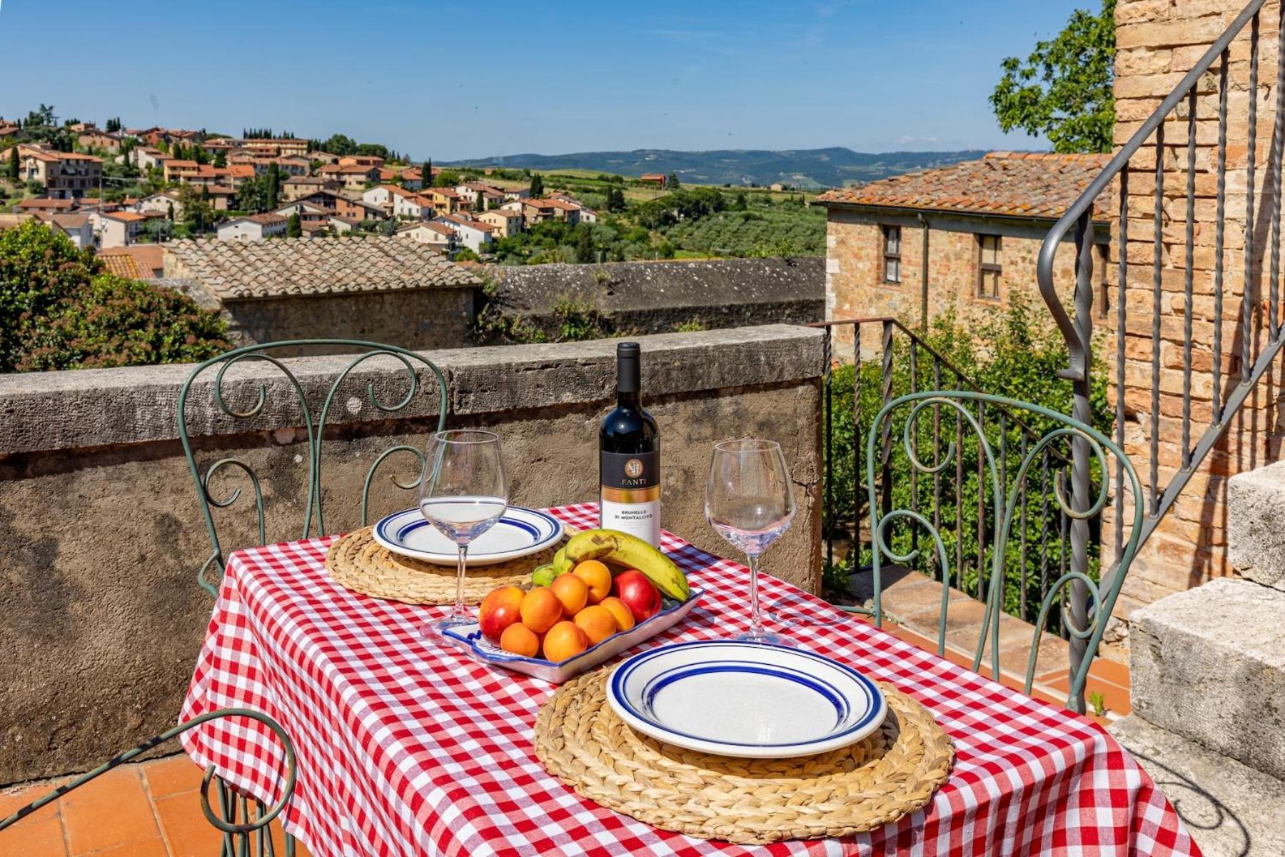 Palazzo Costanti - A 8 Minuti Dalle Terme Apartment San Quirico dʼOrcia Exterior foto